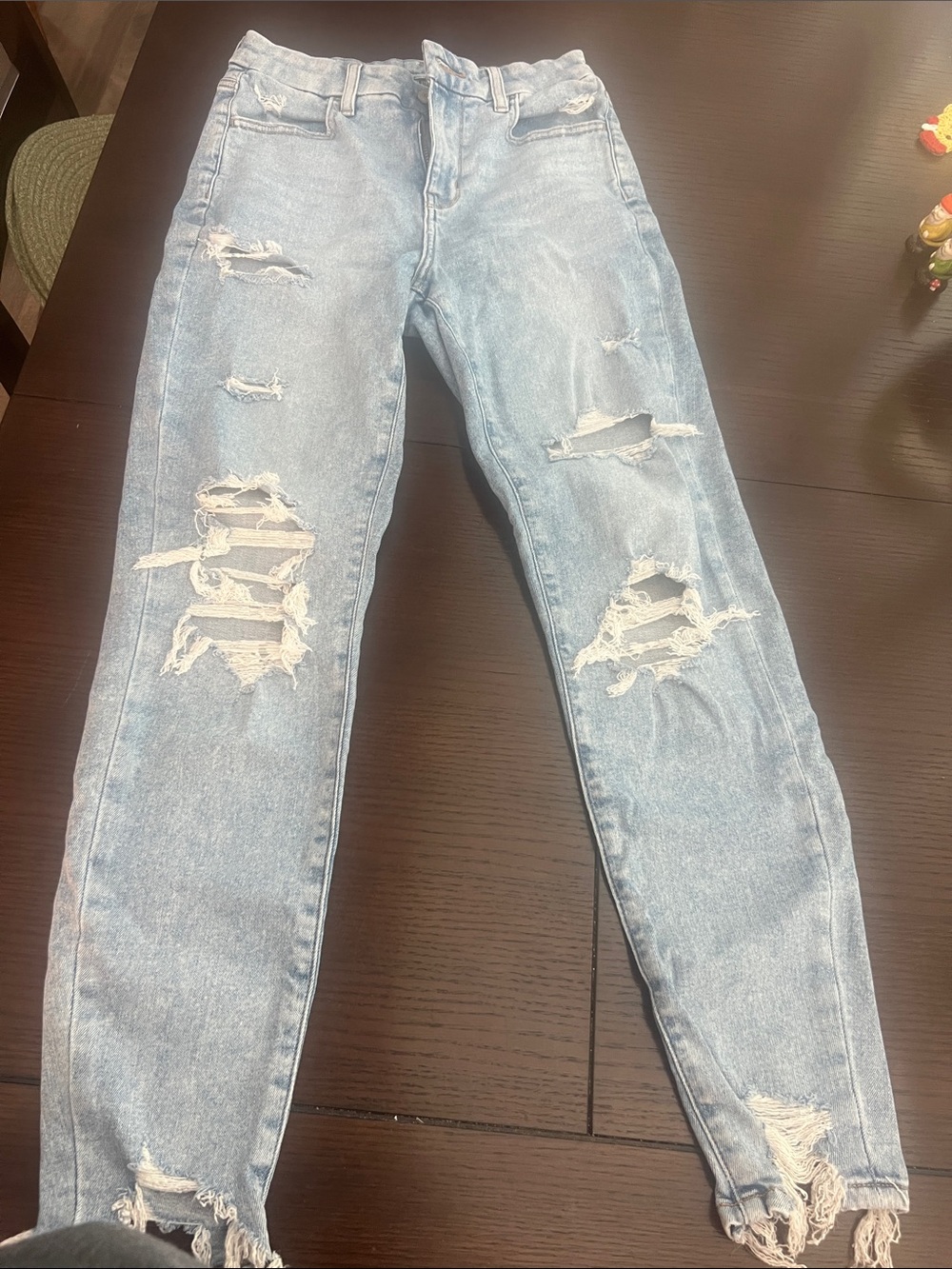 American Eagle Outfitters Light Blue Distressed Skinny Jeans